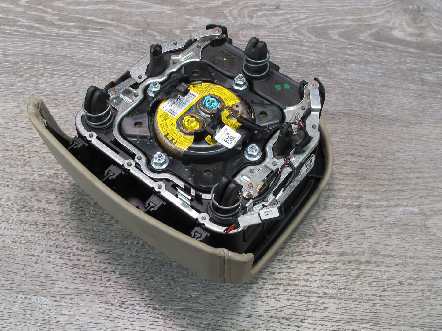 13-17 LAND RANGE ROVER L405 FRONT LEFT DRIVER SIDE STEERING WHEEL SRS AIRBAG OEM