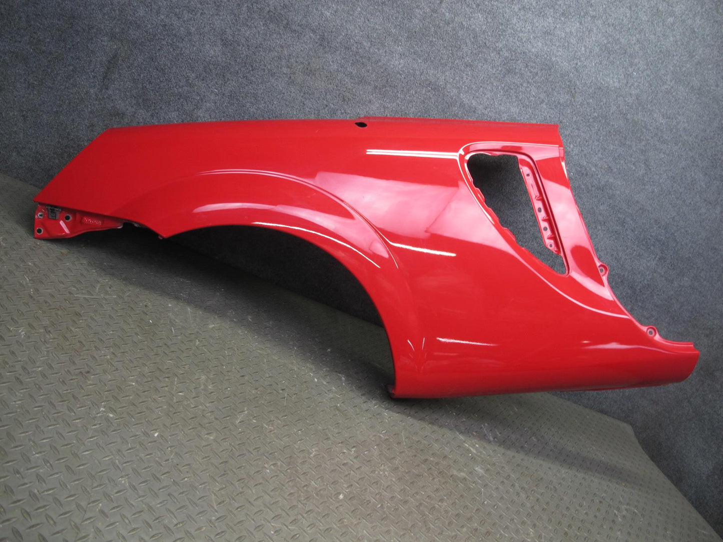 00-05 Toyota MR2 Spyder ZZW30L Rear Right Quarter Shell Cover Panel OEM
