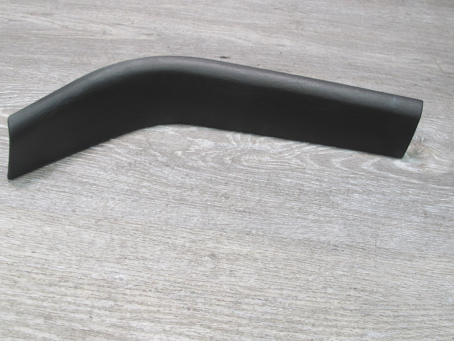 2004-2009 Cadillac XLR Front Left & Right Side Door Sill Scuff Plate Panel Set