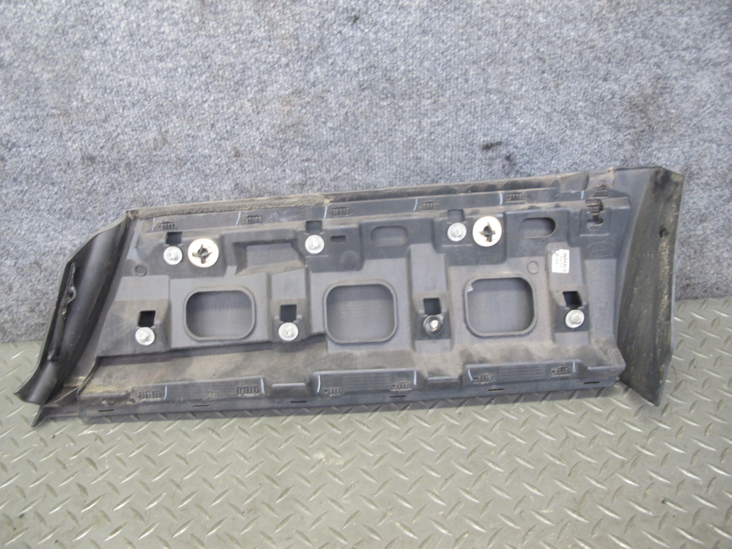 2012-2017 Range Rover Evoque L538 2DR Rear Right Quarter Lower Trim Molding