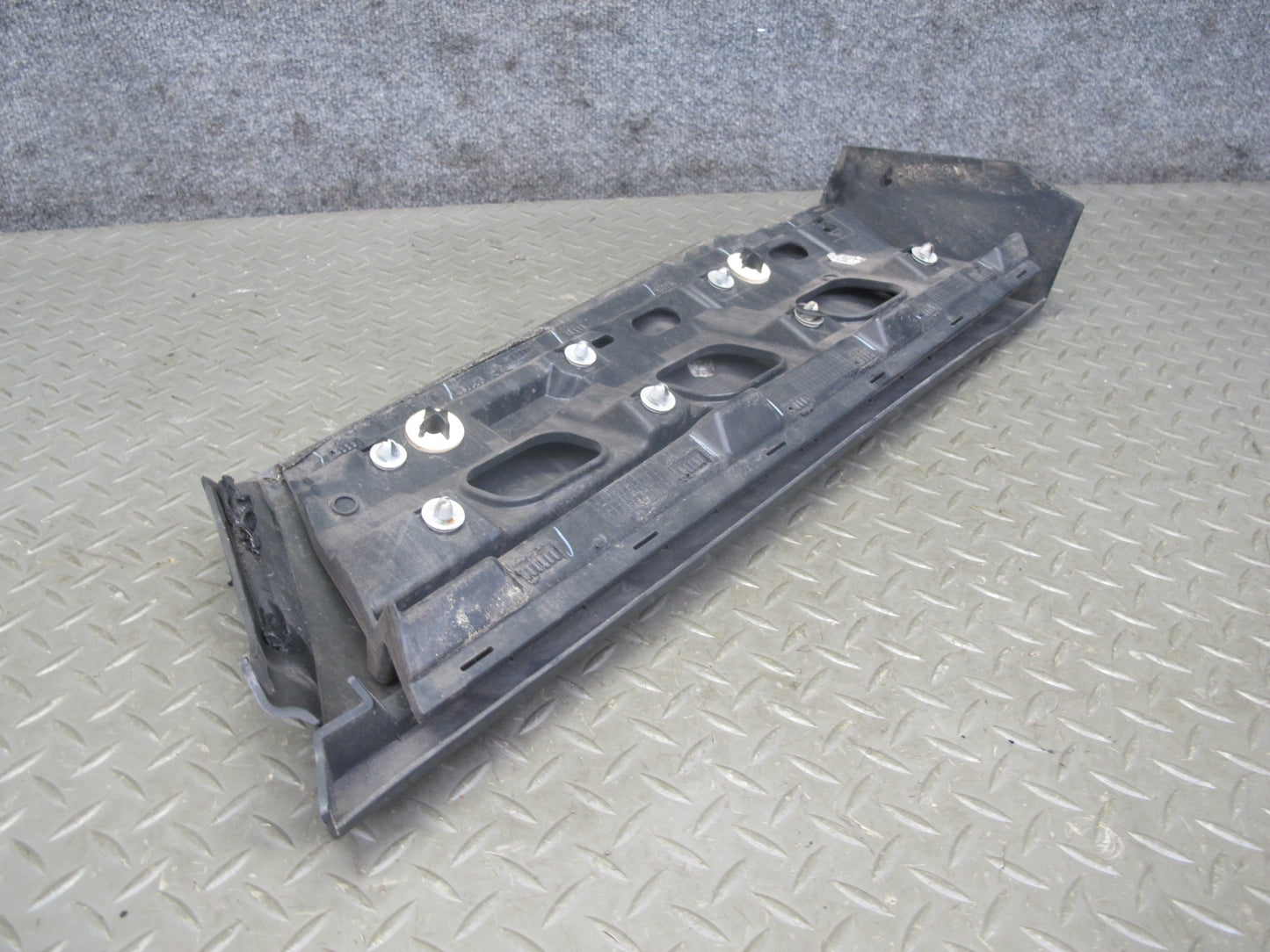 2012-2017 Range Rover Evoque L538 2DR Rear Right Quarter Lower Trim Molding