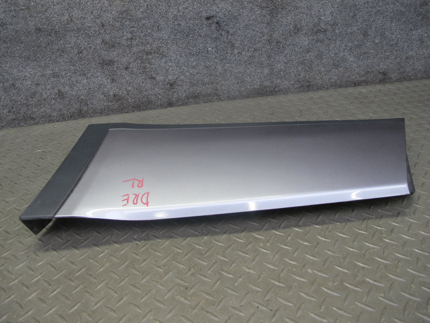 2012-2017 Range Rover Evoque L538 2DR Rear Left Quarter Lower Trim Molding
