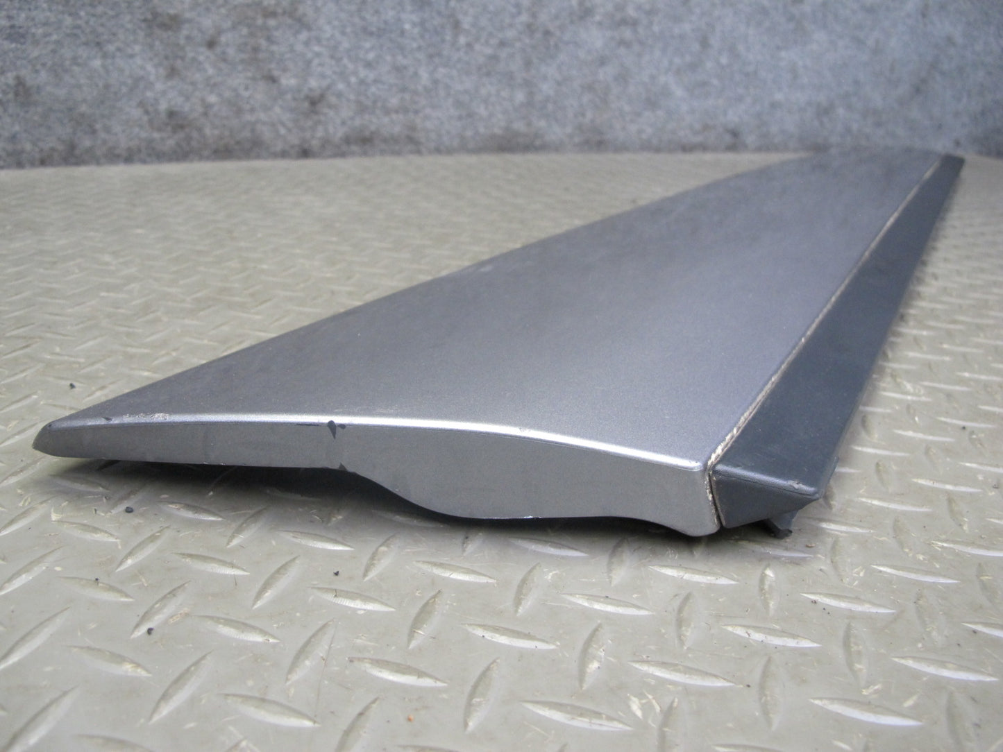 2012-2017 Range Rover Evoque L538 2DR Right Door Lower Trim Molding