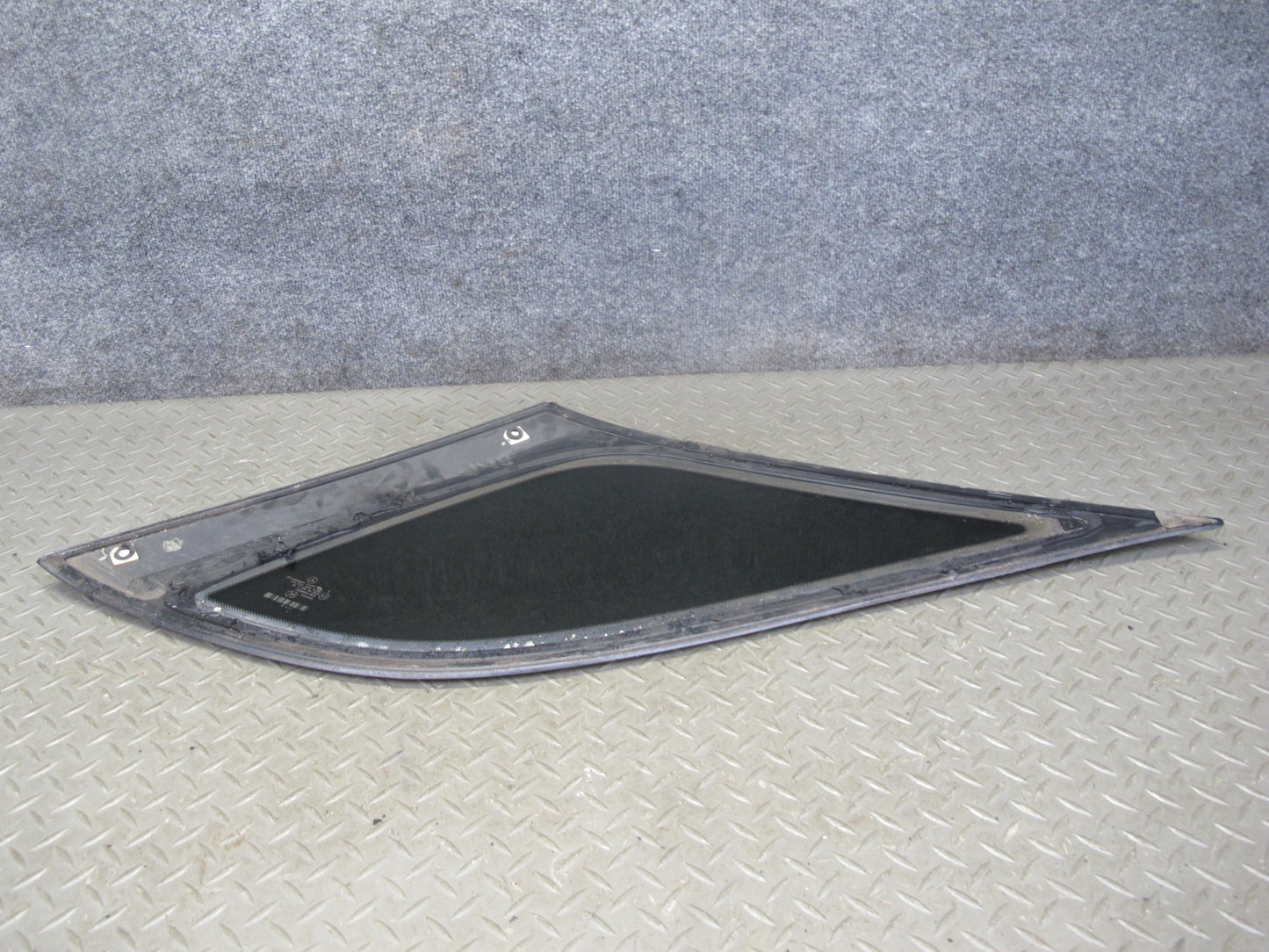 06-11 Mercedes W164 Ml-class Rear Left Quarter Window Glass OEM