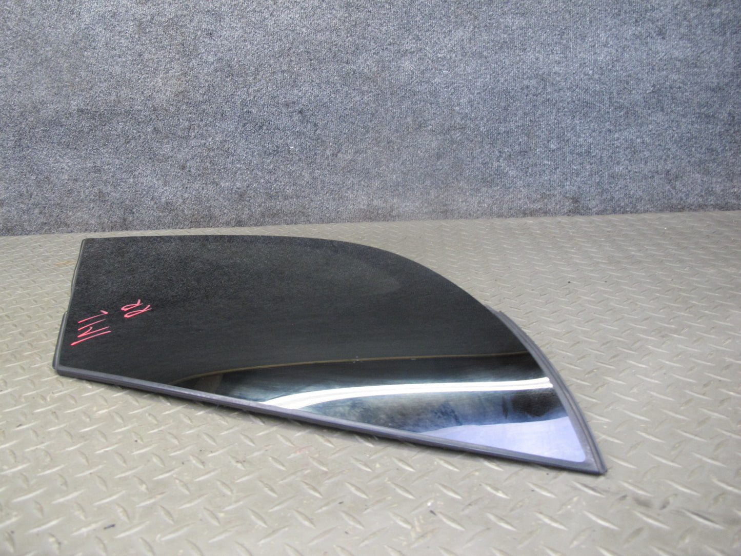12-18 Mercedes W166 GLE Ml-class Rear Right Quarter Window Glass OEM