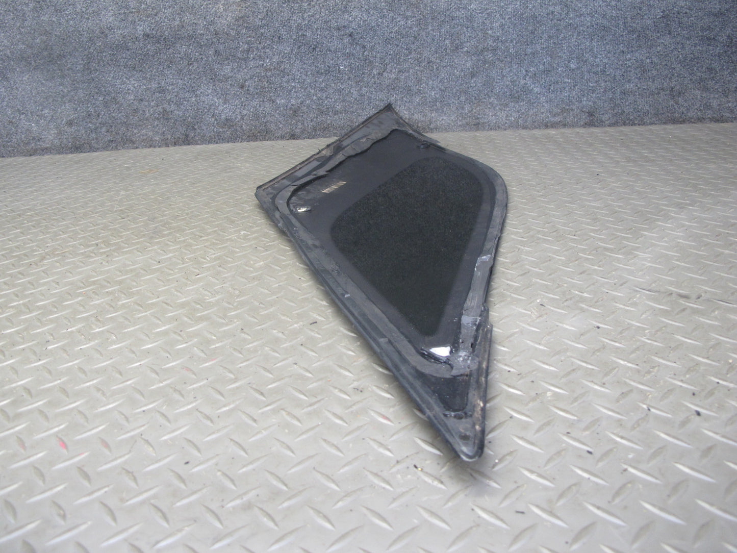 12-18 Mercedes W166 GLE Ml-class Rear Right Quarter Window Glass OEM