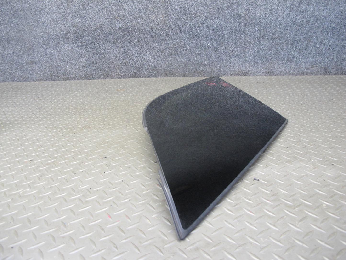 12-18 Mercedes W166 GLE Ml-class Rear Left Quarter Window Glass OEM