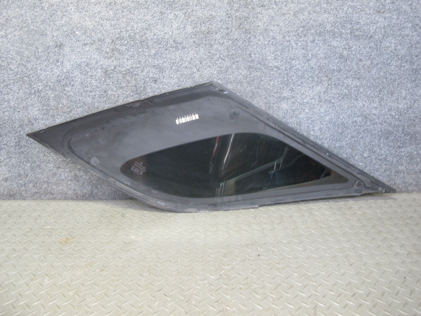 12-18 Mercedes W166 GLE Ml-class Rear Left Quarter Window Glass OEM
