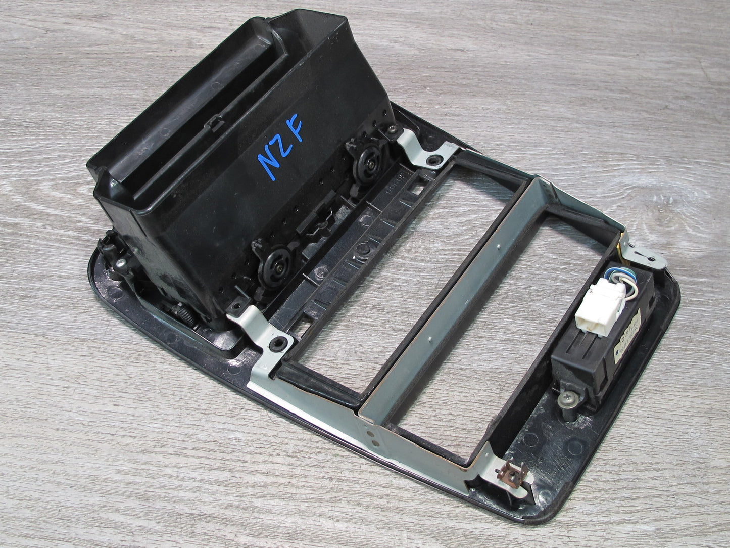 92-96 Nissan Z32 300ZX Dash Center Radio Climate Trim Panel Air Vent w Clock OEM