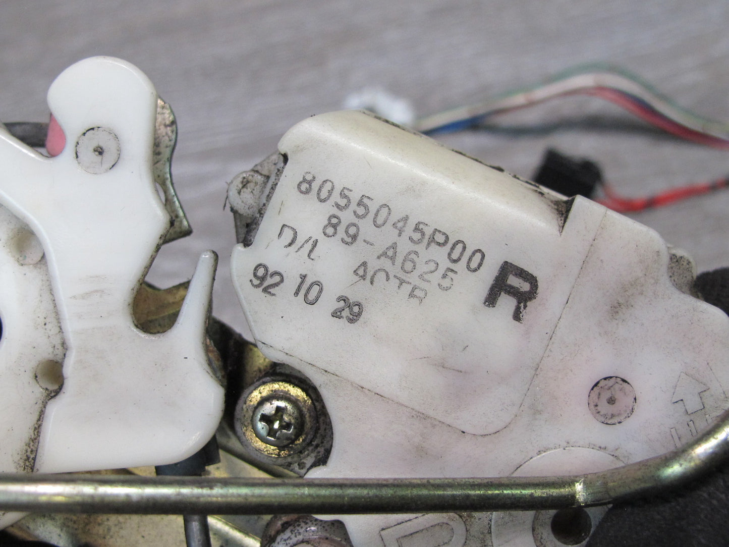 92-96 Nissan Z32 300ZX Right Passenger Door Lock Latch Actuator 80550-45P00 OEM
