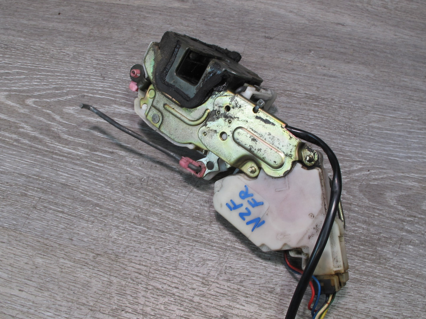 92-96 Nissan Z32 300ZX Right Passenger Door Lock Latch Actuator 80550-45P00 OEM