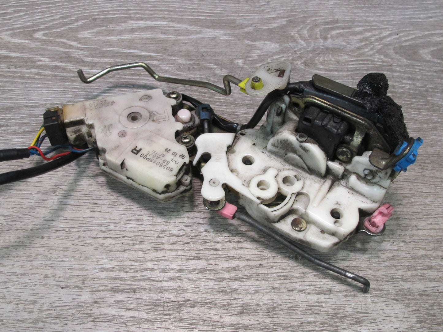 92-96 Nissan Z32 300ZX Right Passenger Door Lock Latch Actuator 80550-45P00 OEM