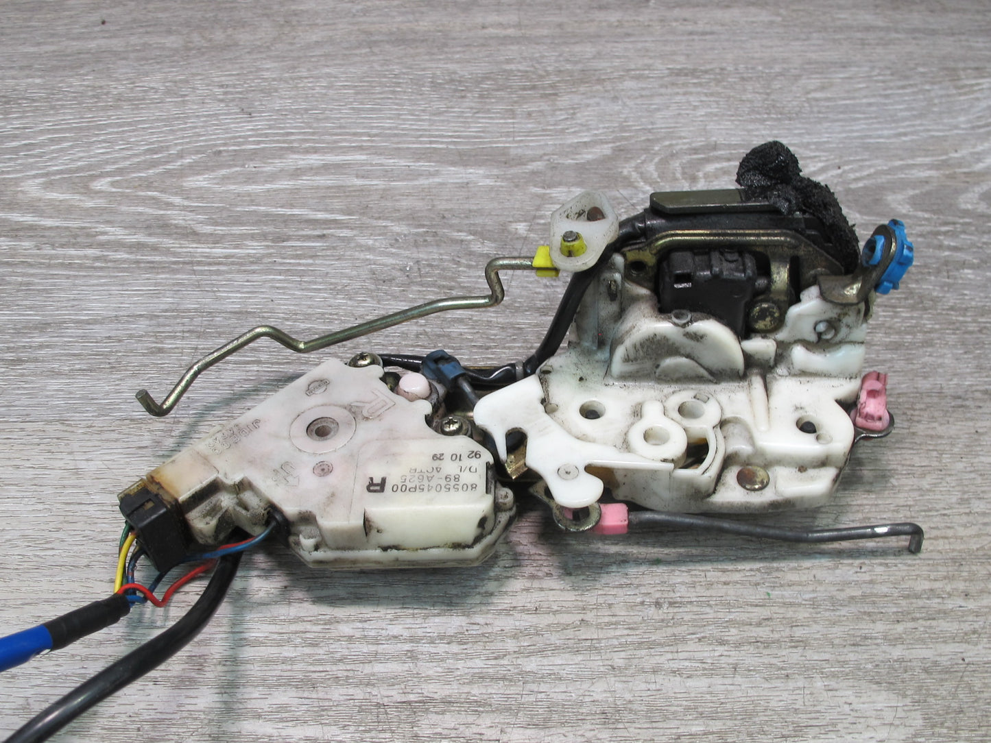 92-96 Nissan Z32 300ZX Right Passenger Door Lock Latch Actuator 80550-45P00 OEM