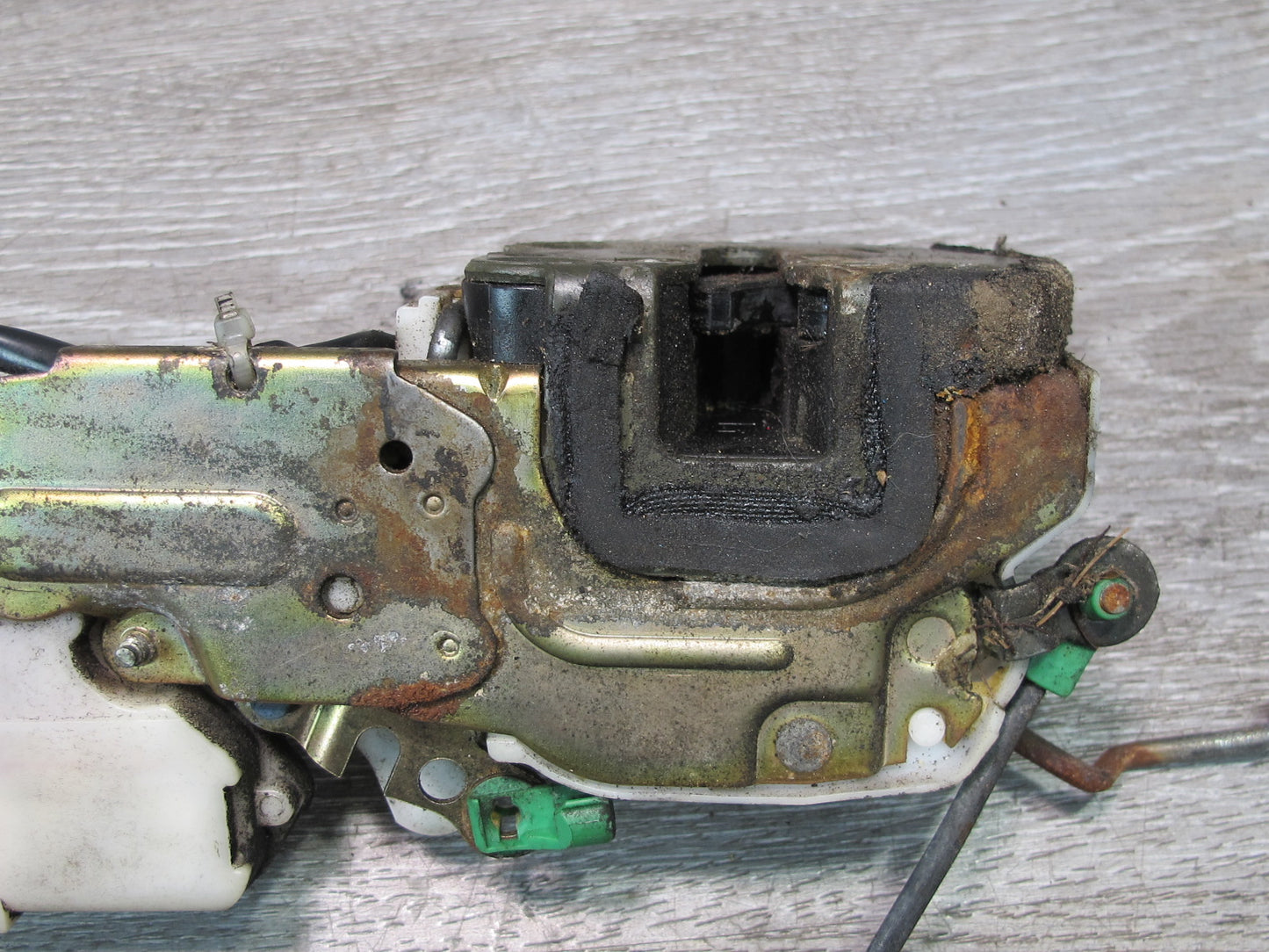 92-96 Nissan Z32 300ZX Left Driver Door Lock Latch Actuator 80551-45P00 OEM