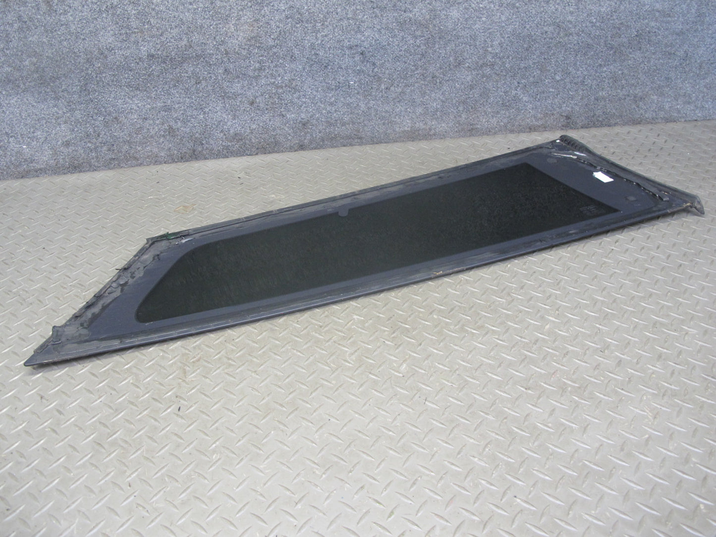 2012-2017 Range Rover Evoque L538 2DR Rear Left Quarter Glass Window