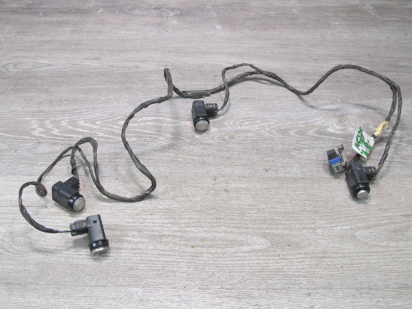 2004-2009 Cadillac XLR Rear Bumper Wire Harness W/ Parking Sensor Assembly