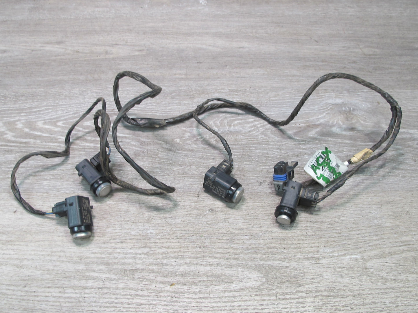 2004-2009 Cadillac XLR Rear Bumper Wire Harness W/ Parking Sensor Assembly