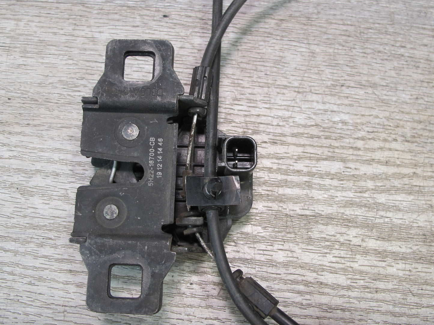 2013-2022 Land Range Rover L405 Front Hood Lock Latch Cable Assembly