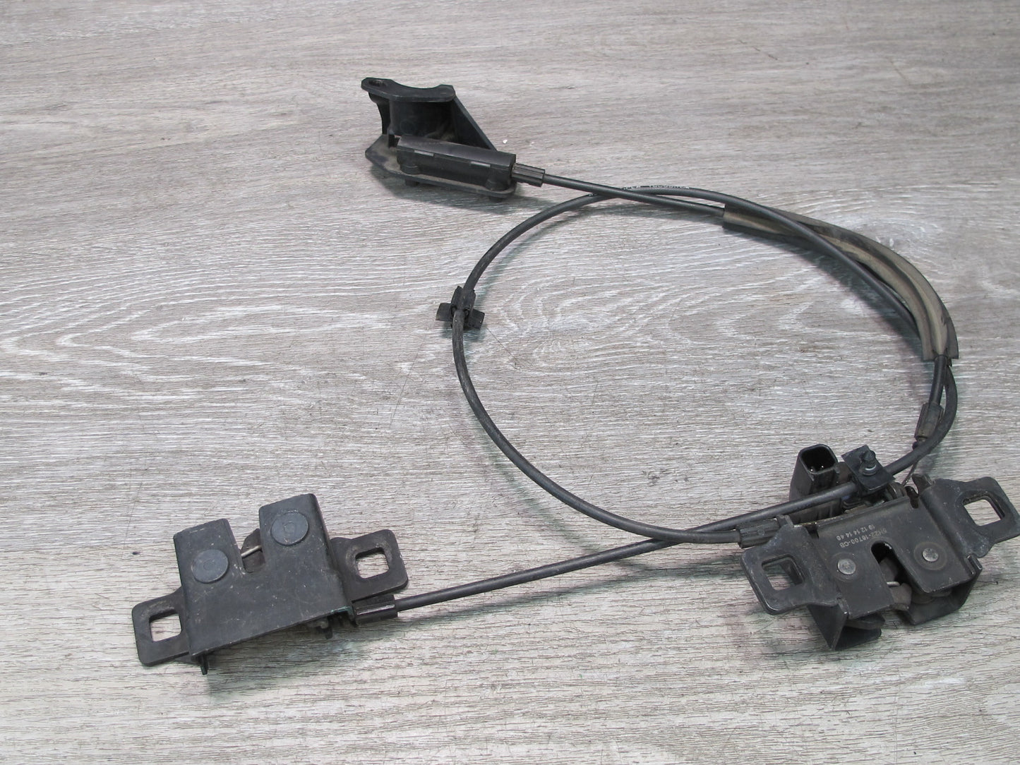 2013-2022 Land Range Rover L405 Front Hood Lock Latch Cable Assembly