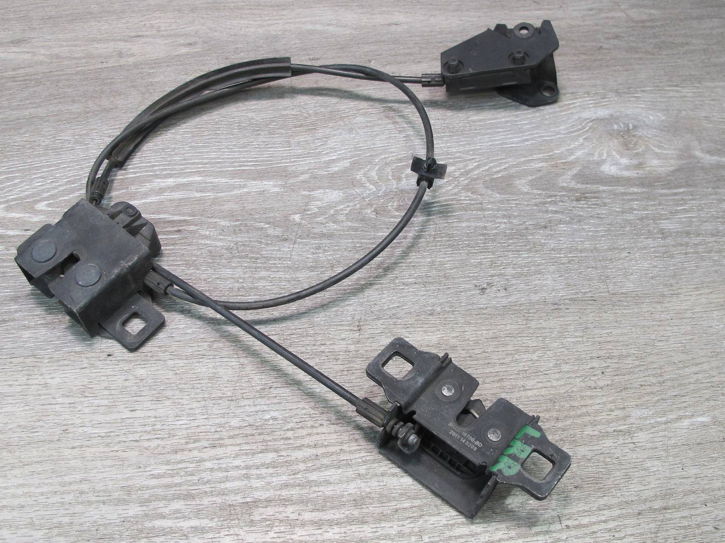 2013-2022 Land Range Rover L405 Front Hood Lock Latch Cable Assembly