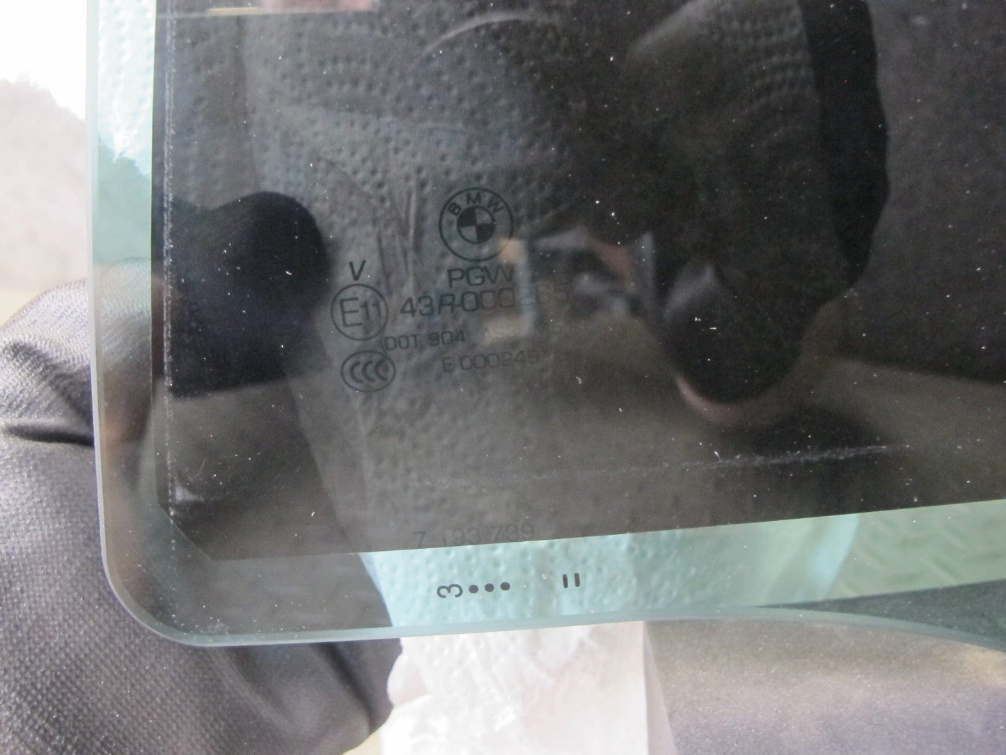 2008-2014 BMW E71 E72 X6 Rear Left Door Glass Window
