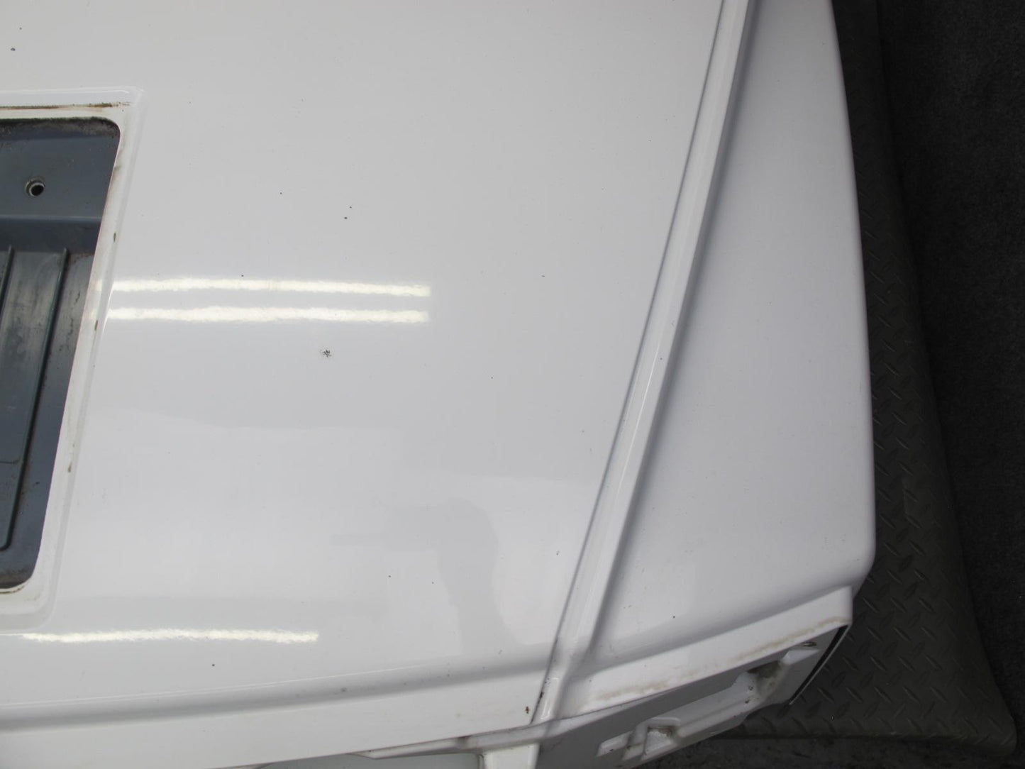 2003-2007 Hummer H2 Front Hood Bonnet Shell Cover Panel White