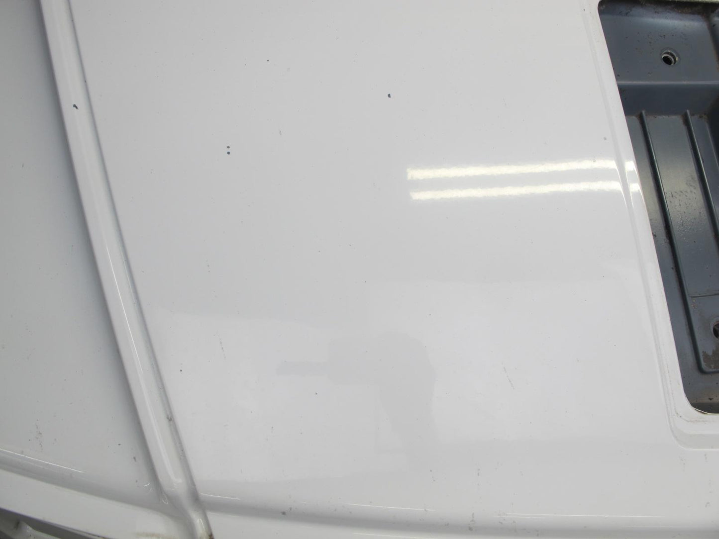 2003-2007 Hummer H2 Front Hood Bonnet Shell Cover Panel White