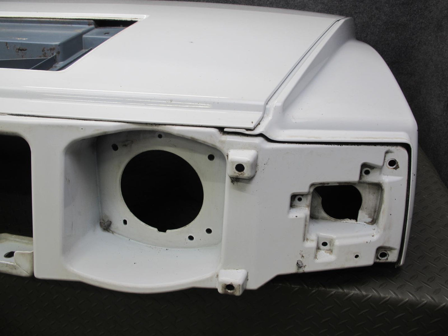 2003-2007 Hummer H2 Front Hood Bonnet Shell Cover Panel White