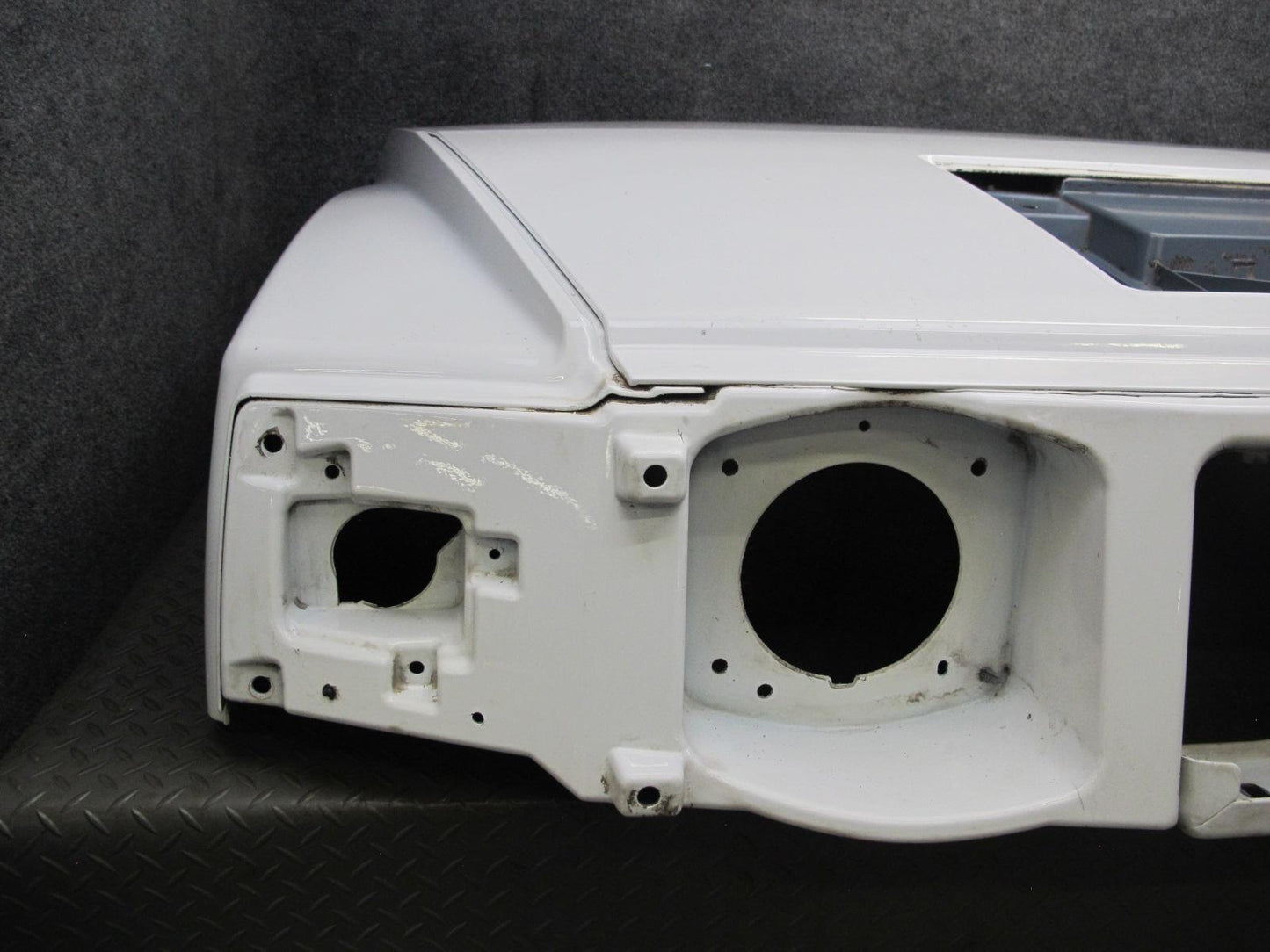 2003-2007 Hummer H2 Front Hood Bonnet Shell Cover Panel White