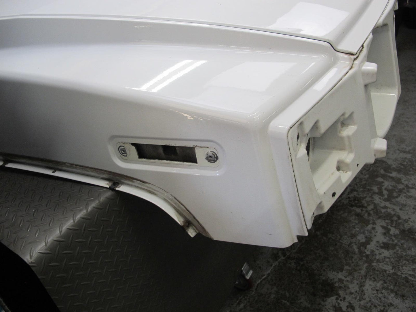 2003-2007 Hummer H2 Front Hood Bonnet Shell Cover Panel White