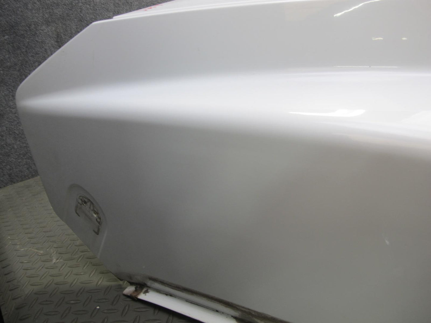 2003-2007 Hummer H2 Front Hood Bonnet Shell Cover Panel White