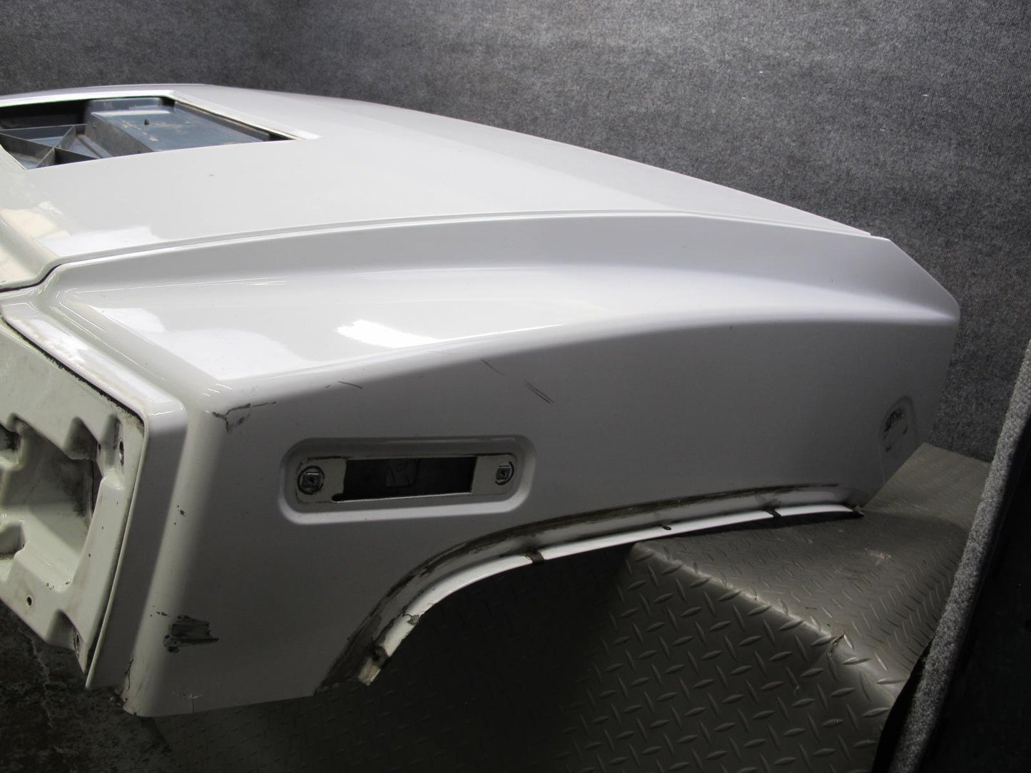 2003-2007 Hummer H2 Front Hood Bonnet Shell Cover Panel White