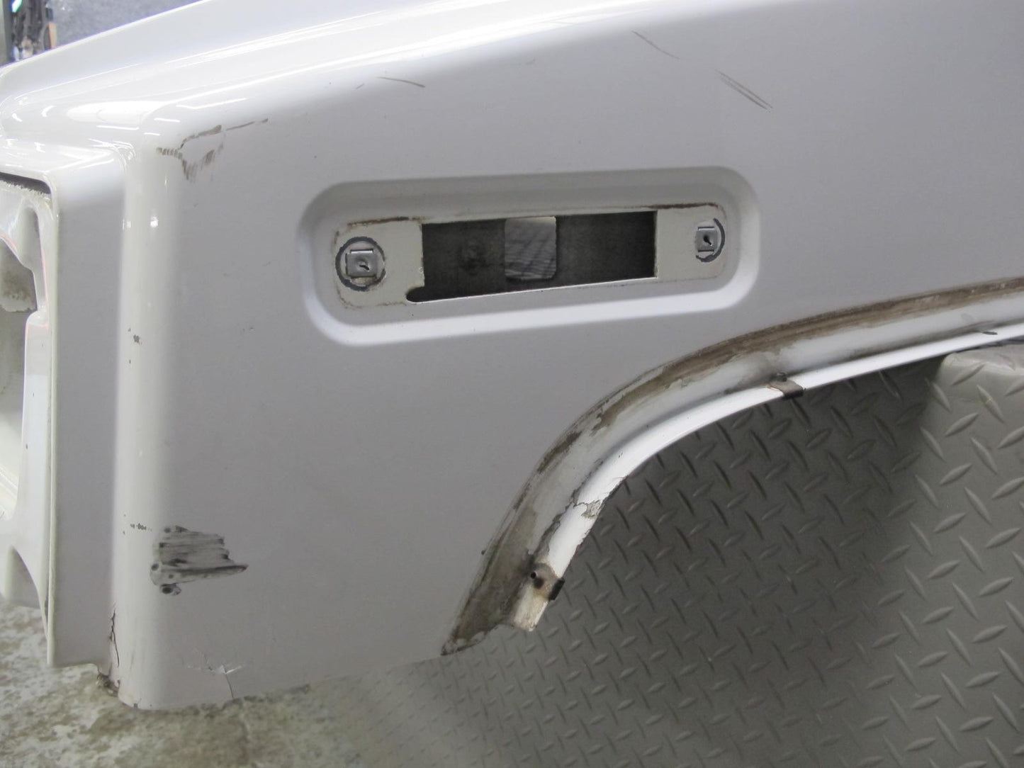 2003-2007 Hummer H2 Front Hood Bonnet Shell Cover Panel White