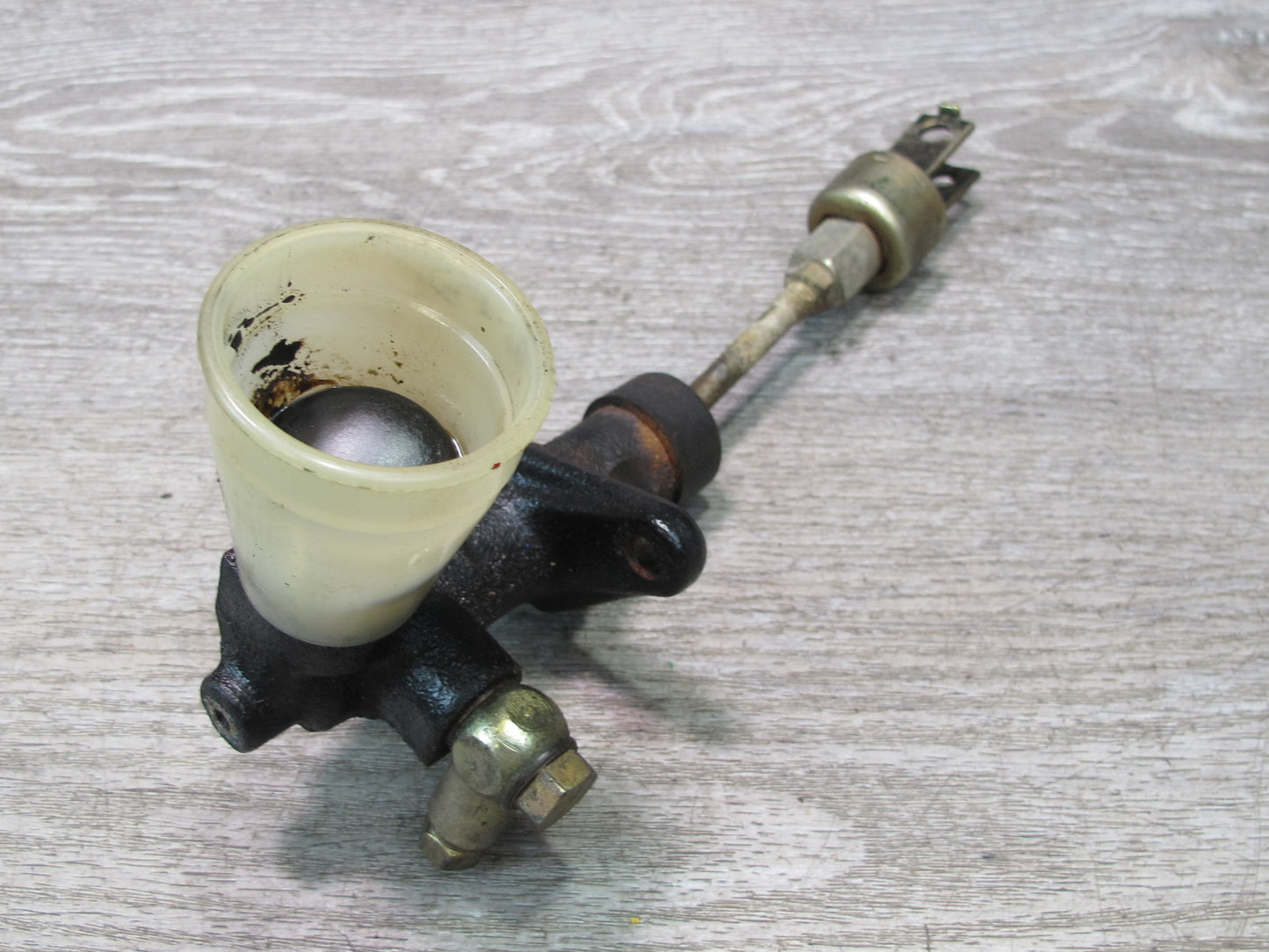 85-89 Toyota MR2 AW15 M/T Clutch Master Cylinder OEM