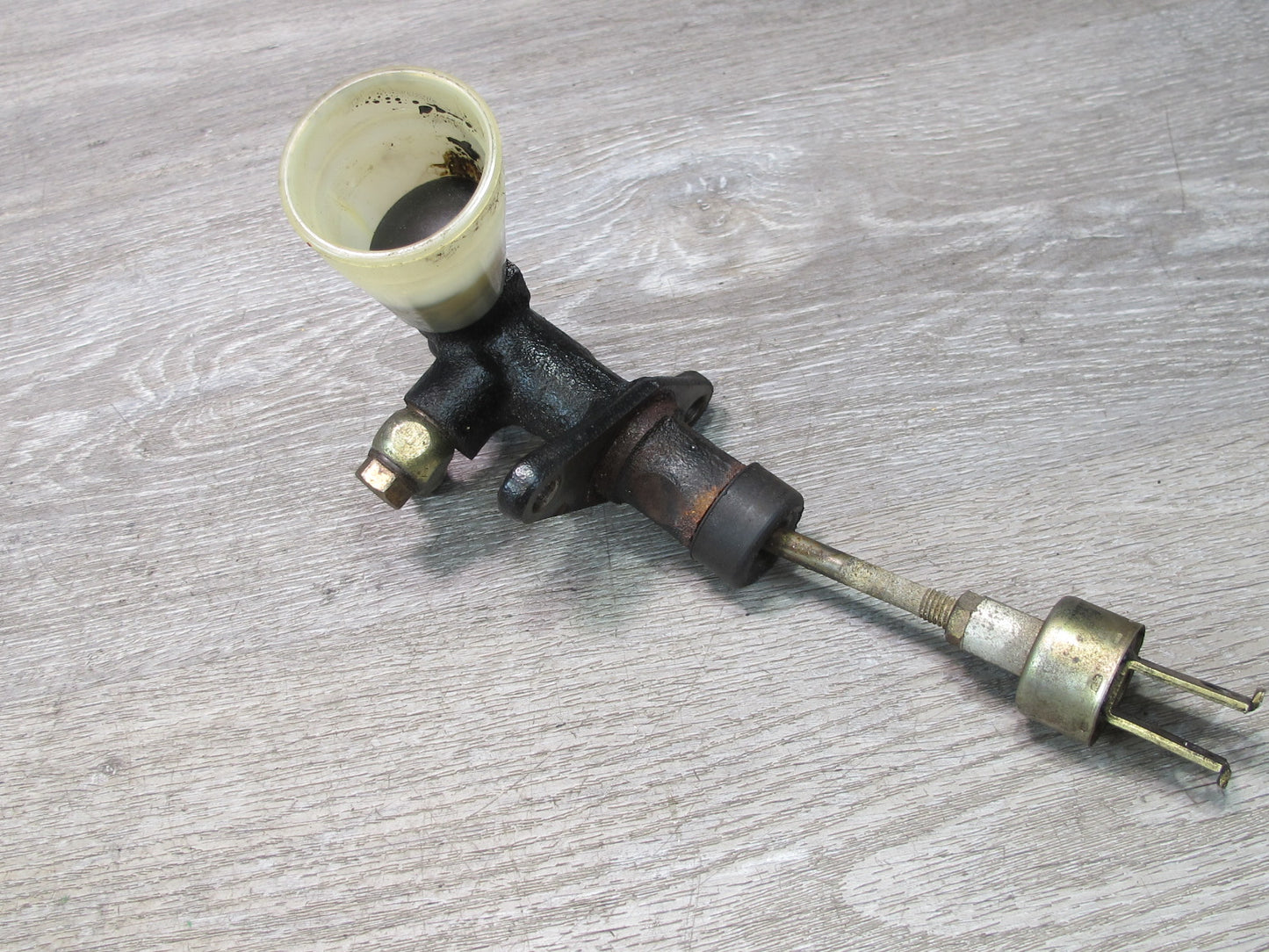 85-89 Toyota MR2 AW15 M/T Clutch Master Cylinder OEM