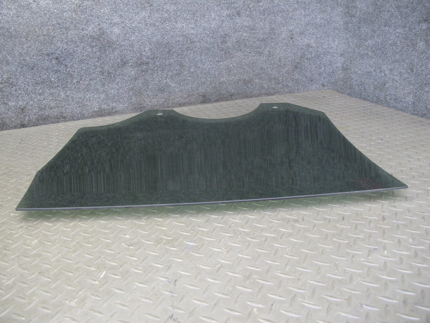 2003-2010 Porsche Cayenne 955 Rear Right Door Glass Window