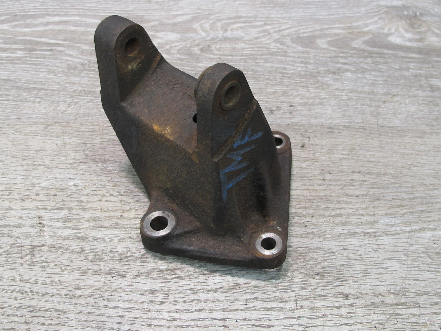 87-89 Toyota MR2 AW15 4AGELC Engine Generator Alternator Bracket Mount OEM