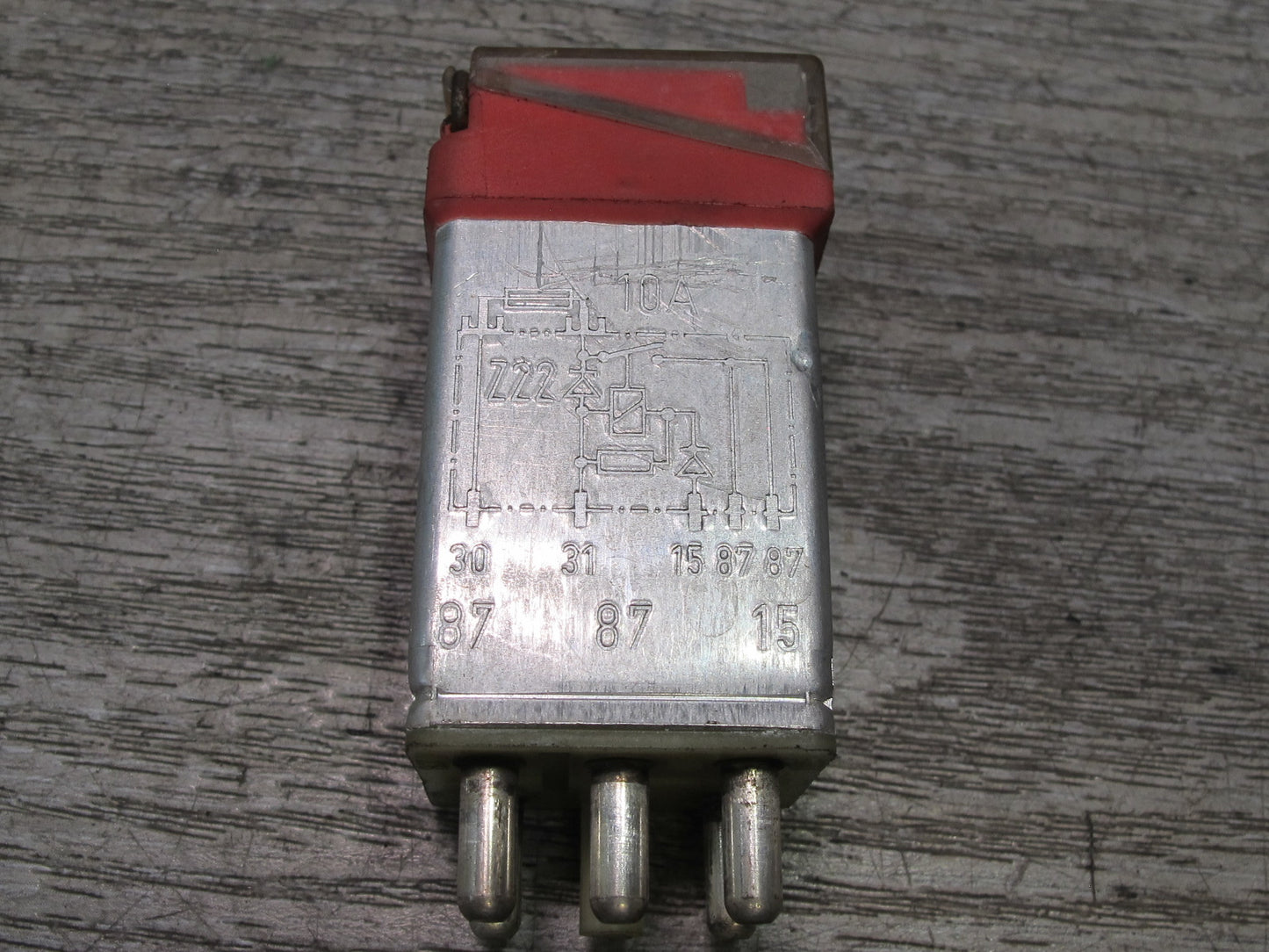 86-91 Mercedes W126 S-class Overload Protection Relay Module 2015400845 OEM