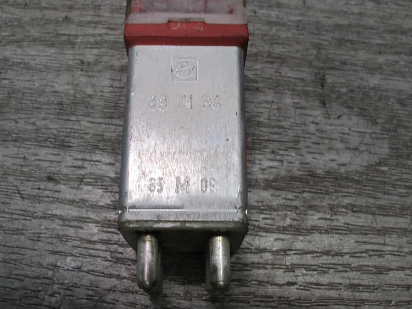 86-91 Mercedes W126 S-class Overload Protection Relay Module 2015400845 OEM