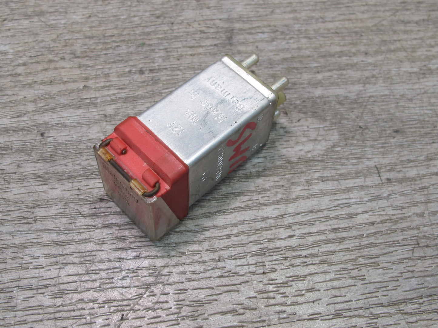 86-91 Mercedes W126 S-class Overload Protection Relay Module 2015400845 OEM