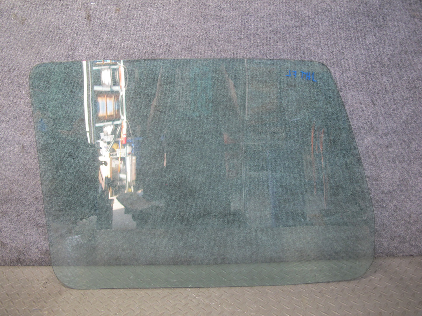 2003-2009 Hummer H2 Front Left Driver Side Door Glass Window