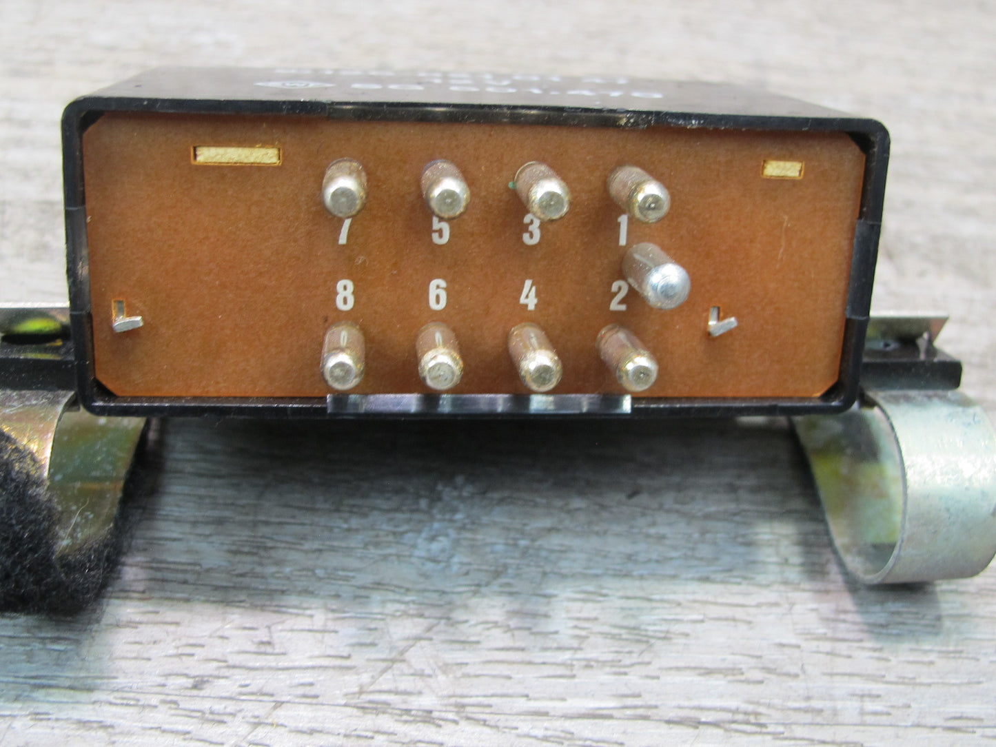 86-91 Mercedes W126 S-class Heated Seat Relay Module 1268210147 OEM
