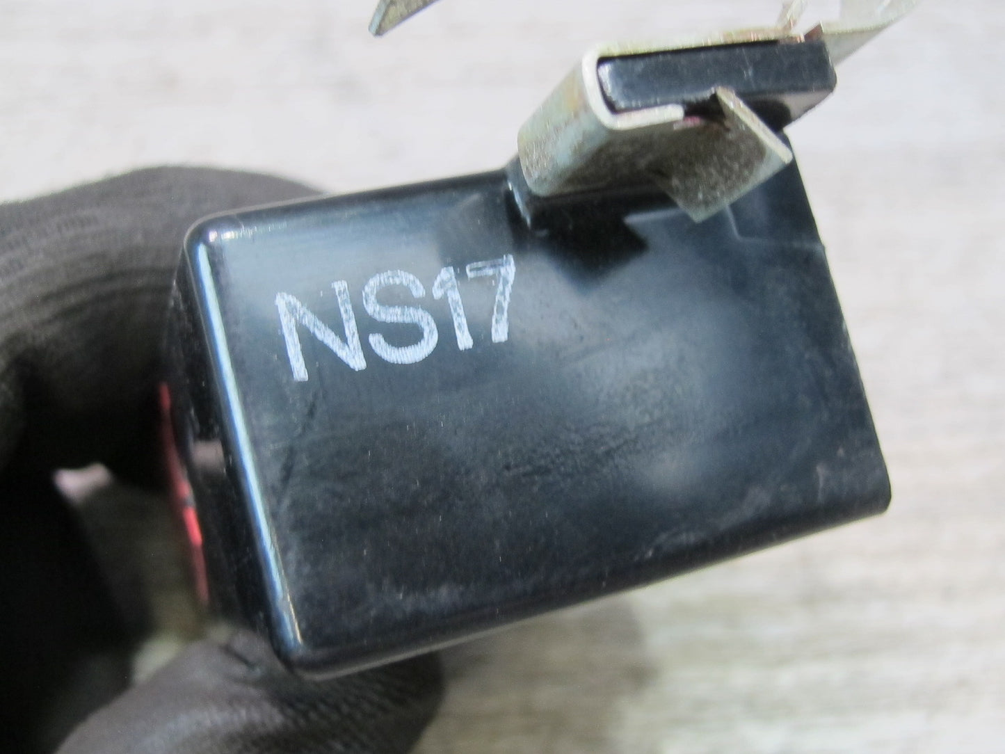 86-91 Mercedes W126 S-class Heated Seat Relay Module 1268210147 OEM