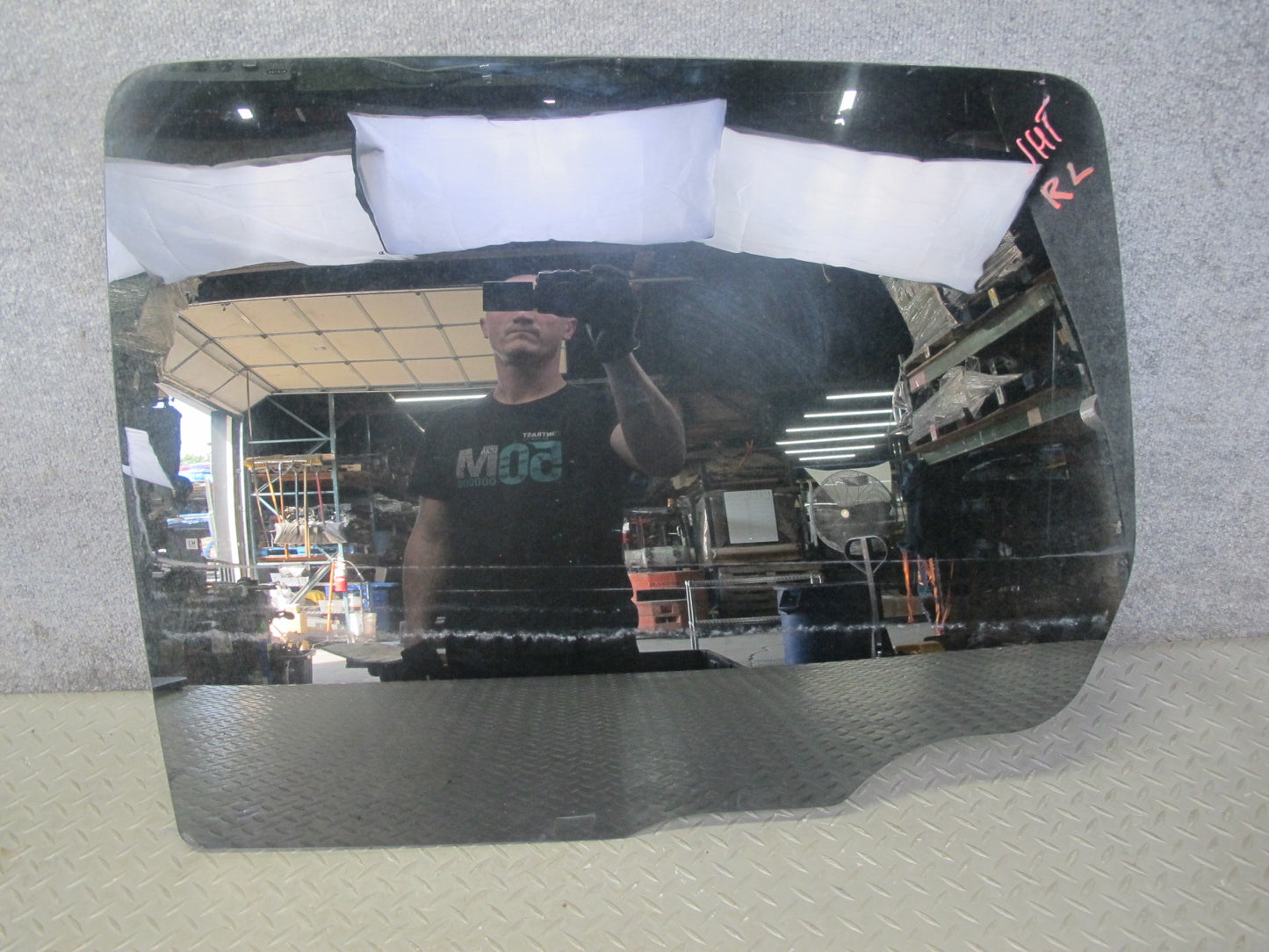 2003-2009 Hummer H2 Rear Left Driver Side Door Glass Window