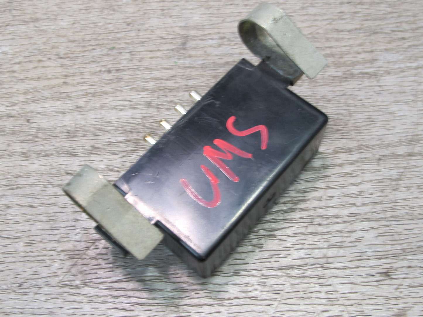 86-91 Mercedes W126 S-class Heated Seat Relay Module 1268210147 OEM