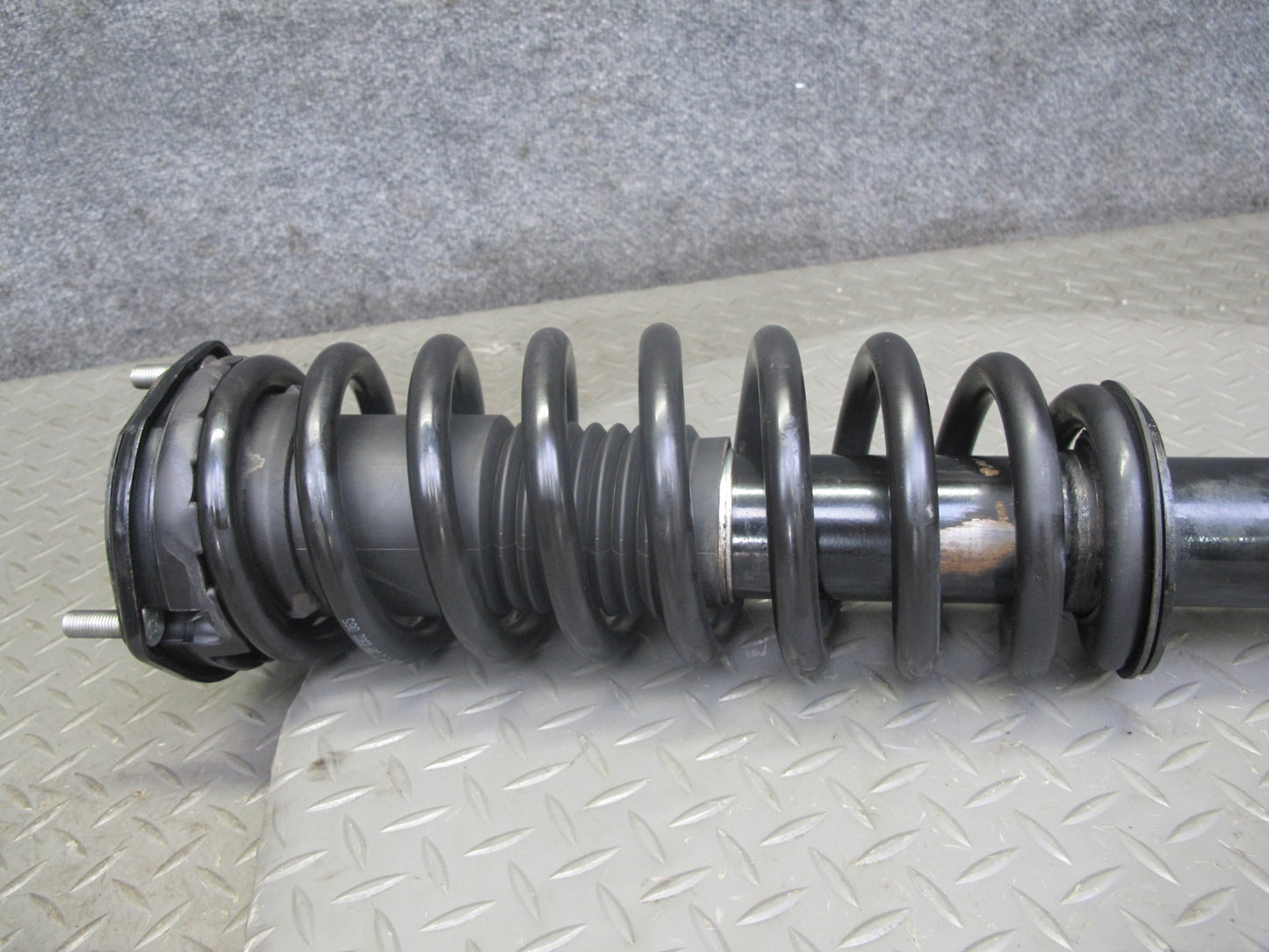 12-18 Mercedes W166 GLE350 ML350 Front Right Strut Shock Absorber OEM
