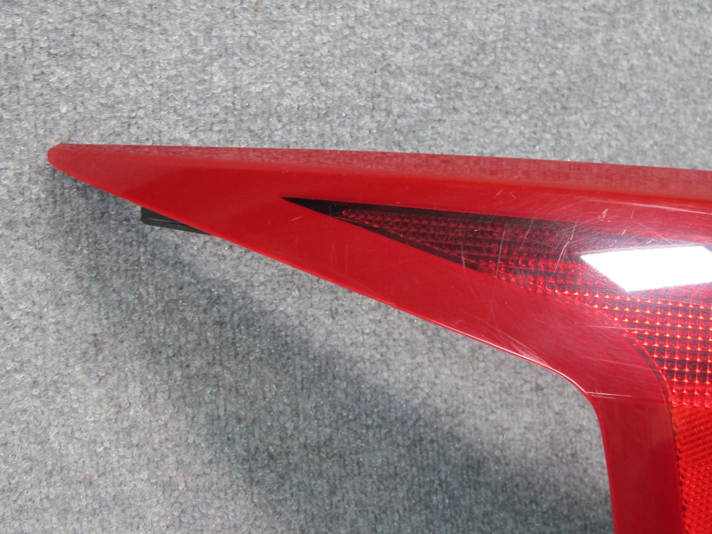 2004-2009 Cadillac XLR Rear Left Driver Side Brake Tail Light Lamp
