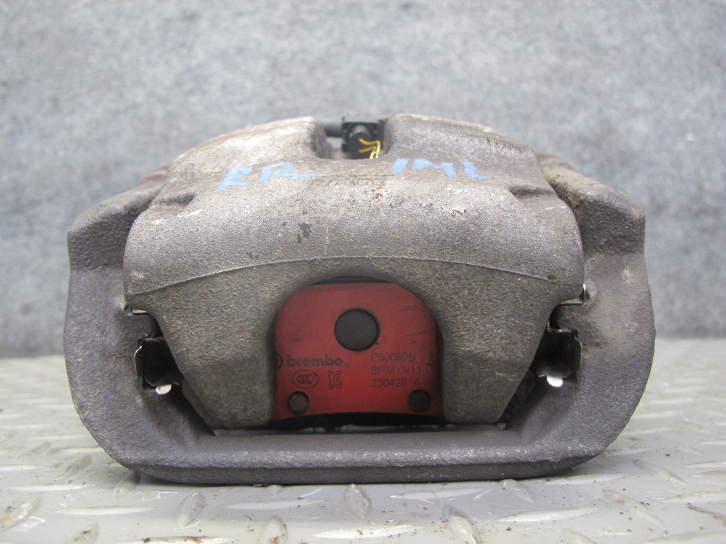12-18 Mercedes W166 GLE ML AWD Set of 2 Rear Left & Right Side Brake Caliper OEM