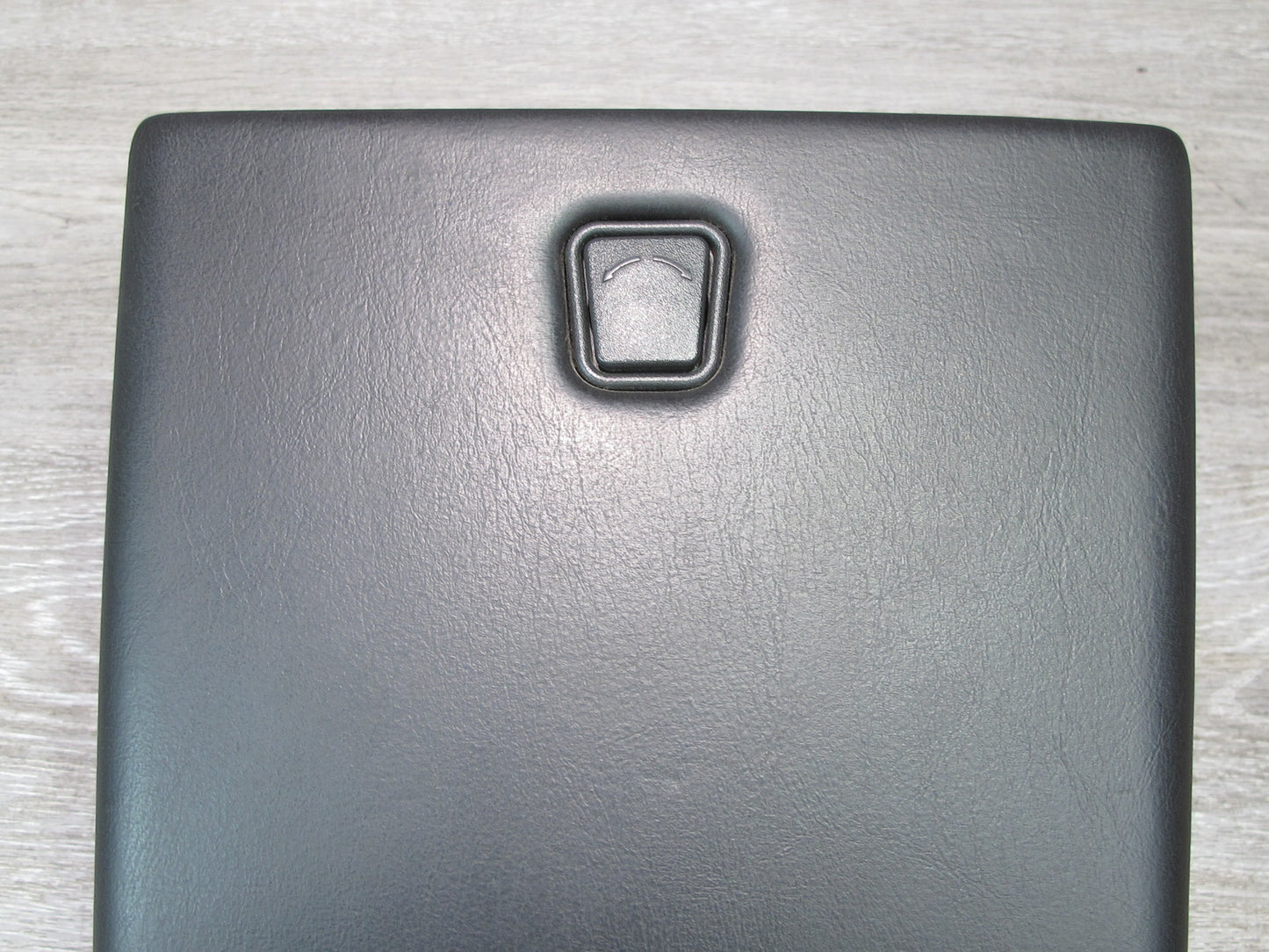 2004-2009 Cadillac XLR Rear Console Storage Compartment Box Leather Black