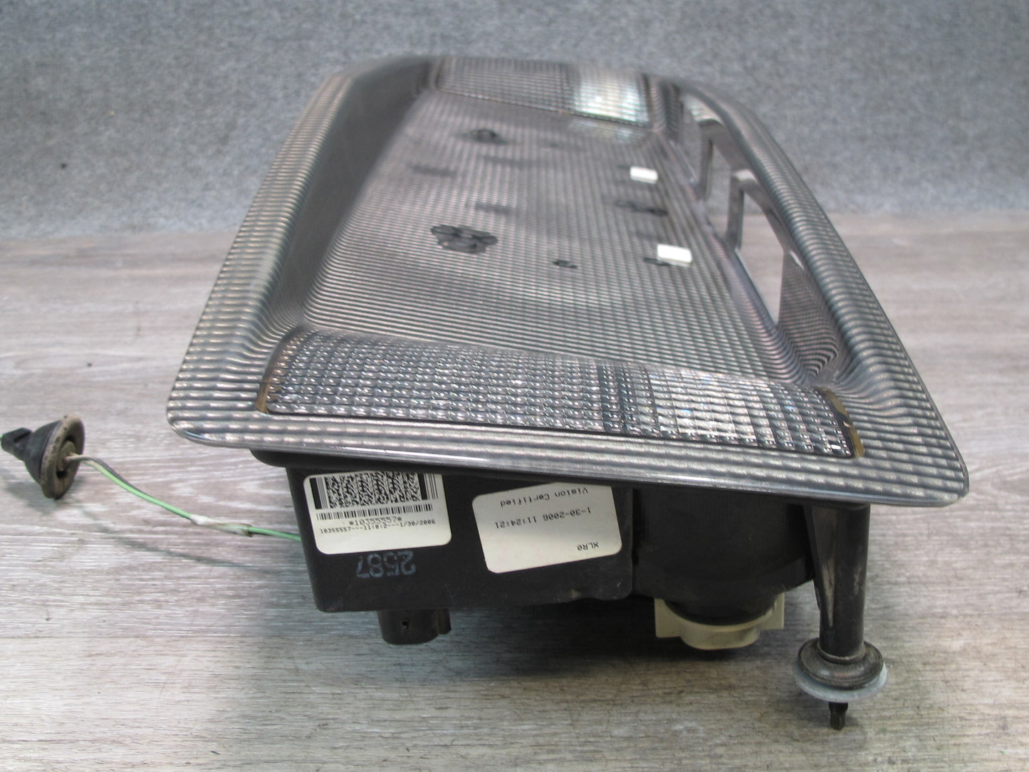 2004-2009 Cadillac XLR Rear Trunk Lid License Plate Light Panel 10355557
